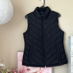 Black puffer vest